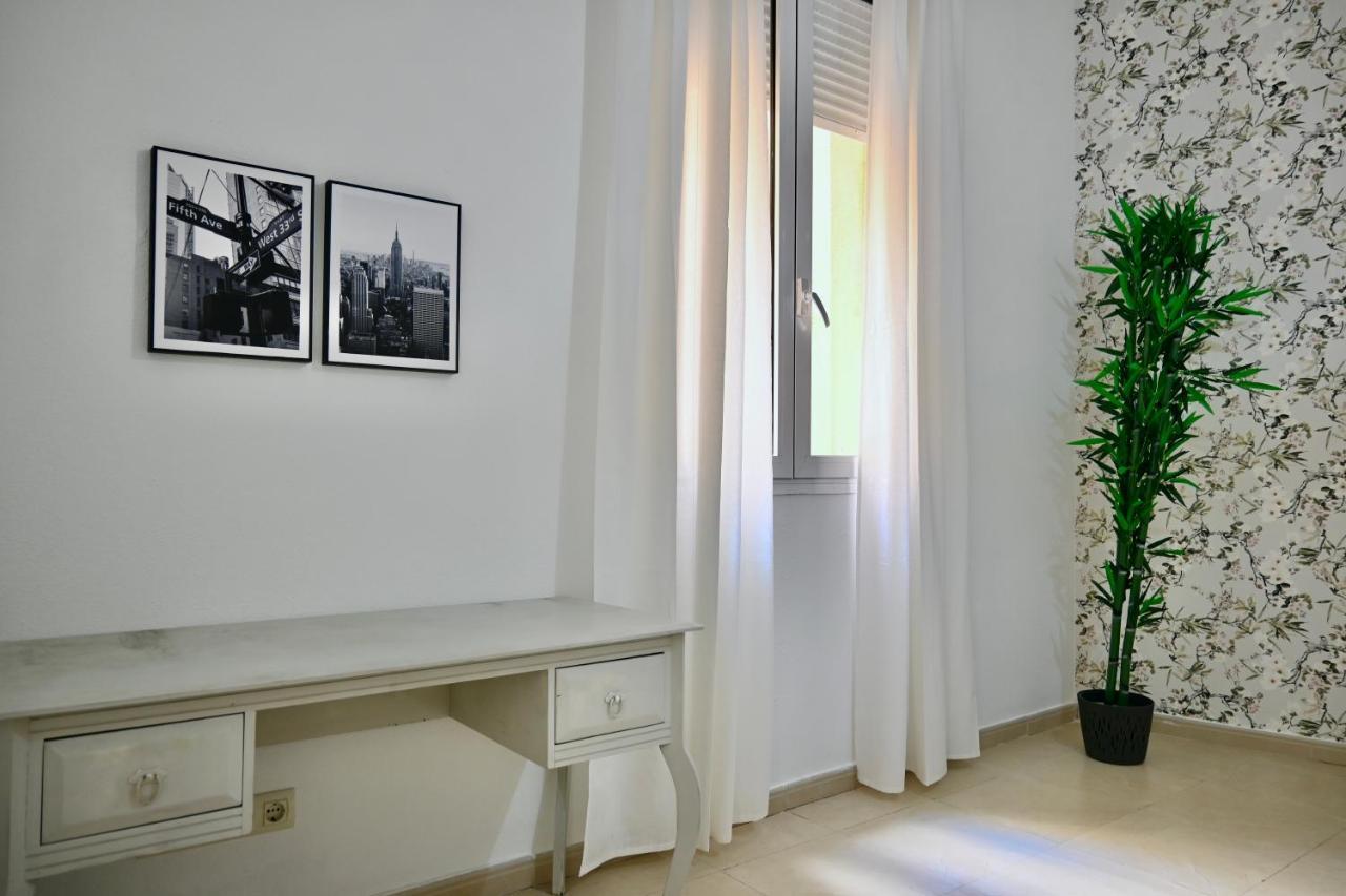 For You Rentals Centrico Apartamento Temporal En La Calle Infanta Inf1A Madrid Exterior foto